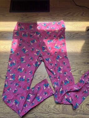 LuLaRoe Pink Bow Print Leggings